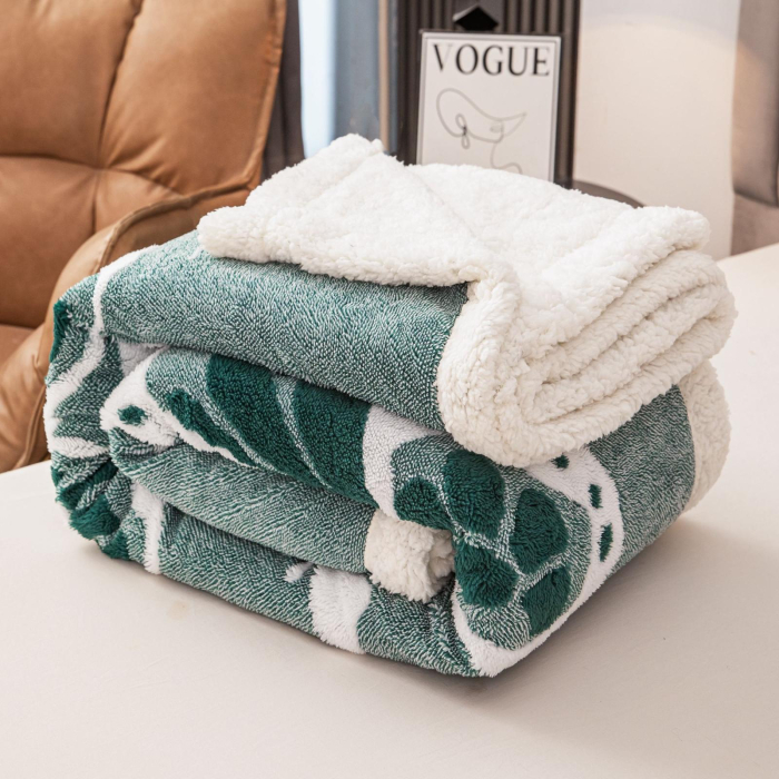 Patura Cocolino Blanita Alba Cu Imprimeu Fluturi 3D - Verde [2]