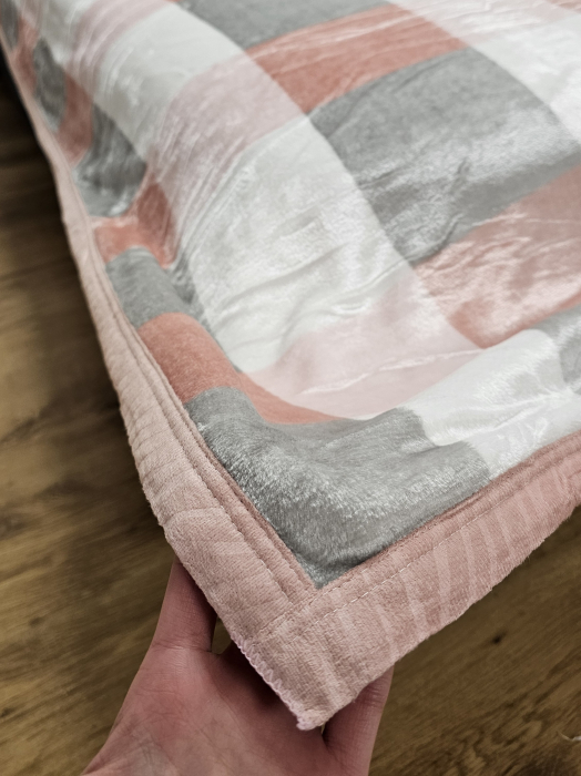 Patura Cocolino Grosime Medie 200x230cm - Patrate Roz [3]