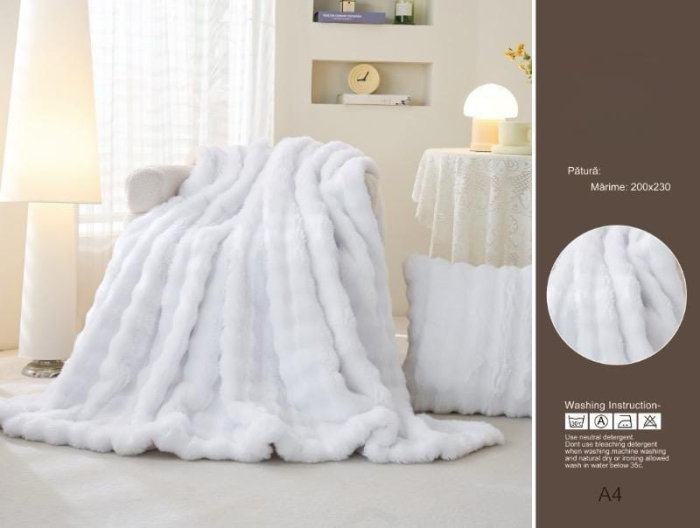 Patura Cu Fermoar Din Blanita Artificiala De Iepure - Rabbit - Alb [1]