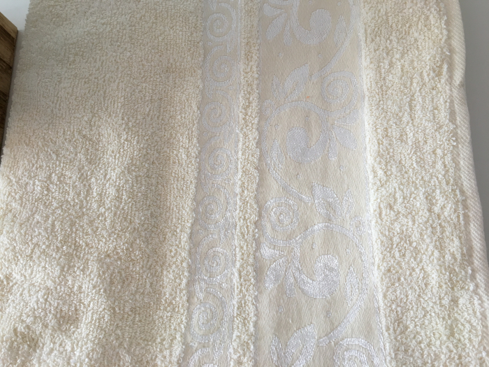 Prosop Fantezie Crem 50x90cm [4]