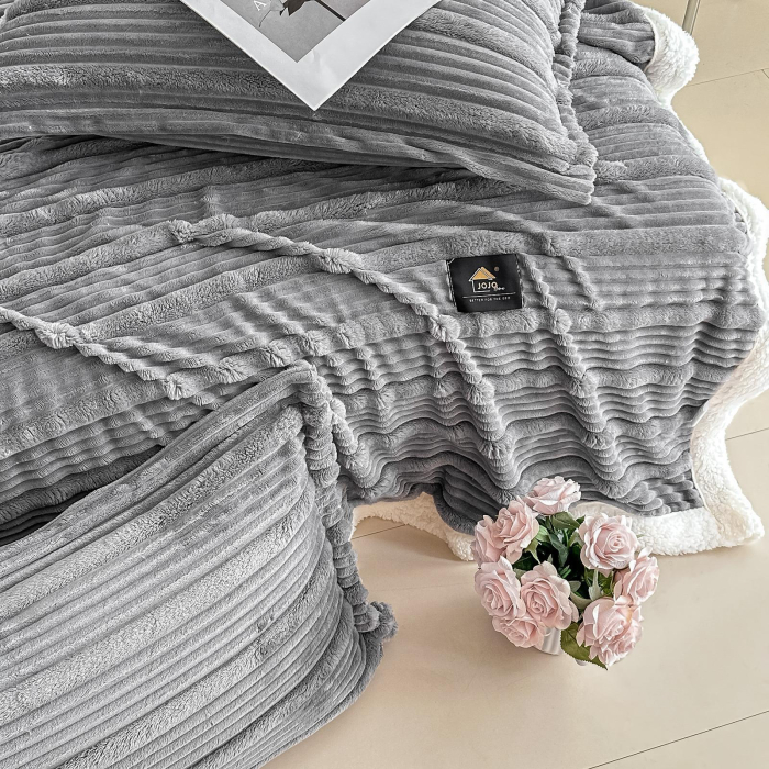 Set Patura Cocolino Cu Blanita si Fete De Perna - Gri [4]