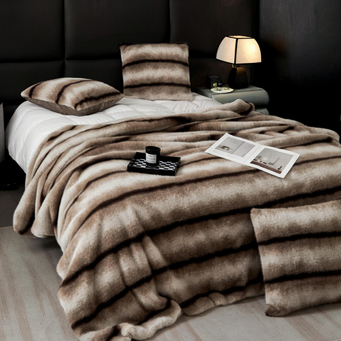 Set Patura Cu Fermoar Si Fete De Perna Blana Artficiala Nurca - Bej Dungi Subtiri [7]