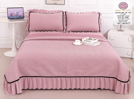 Cuverturi Catifea - Cuvertura Catifea 3 Piese Cu Volanase - Roz