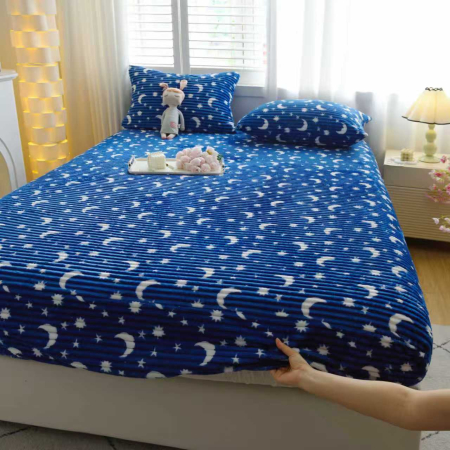 Husa Cocolino 180x200cm cu Elastic si 2 Fete de Perna Model Gofrat Cu Stelute - Albastru Bleumarin [4]