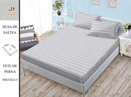 Huse De Pat BS 180x200cm - Husa cu Elastic si Fete de Perna Bumbac Satinat 180x200cm - Gri Cu Dungi Albe
