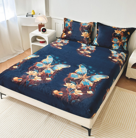 HUSE DE PAT CU ELASTIC - Husa cu Elastic si Fete de Perna Cocolino - Bleumarin Cu Fluturi Turcoaz