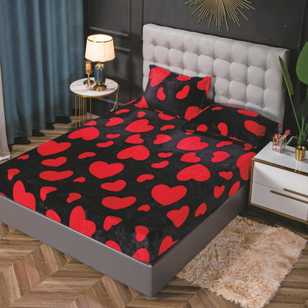 HUSE DE PAT CU ELASTIC - Husa cu Elastic si Fete de Perna Cocolino - Negru Cu Inimi Rosii