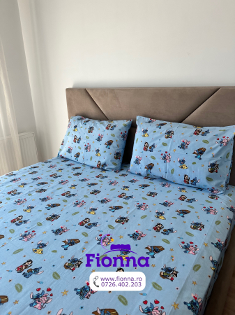 Husa cu Elastic si Fete de Perna Din Bumbac 100% Ranforce 180x200cm - Stitch Si Lilo La Plaja [4]