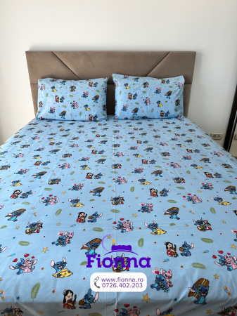Husa cu Elastic si Fete de Perna Din Bumbac 100% Ranforce 180x200cm - Stitch Si Lilo La Plaja [1]