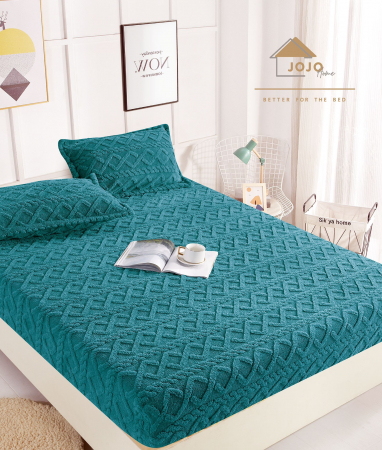 HUSE DE PAT CU ELASTIC - Husa Cu Elastic Si Fete De Perna Tricotata 180x200cm - Verde Smarald