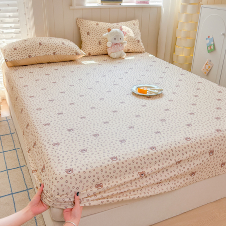 Husa Din Bumbac 100% Ranforce Cu Elastic Si Fete De Perna 160x200cm - Bej Cu Ursuleti [13]