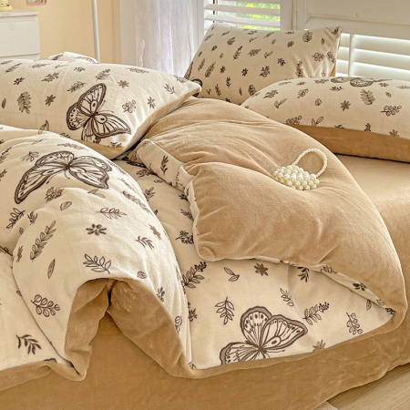 Lenjerie De Pat Cocolino 4 Piese Cu Cearceaf Pat Mare - Bej Cu Fluturasi [17]