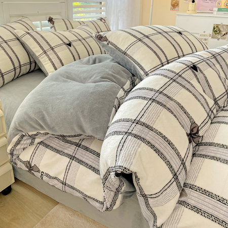 Lenjerie De Pat Cocolino 4 Piese Cu Cearceaf Pat Mare - Dungi Si Fundite [15]