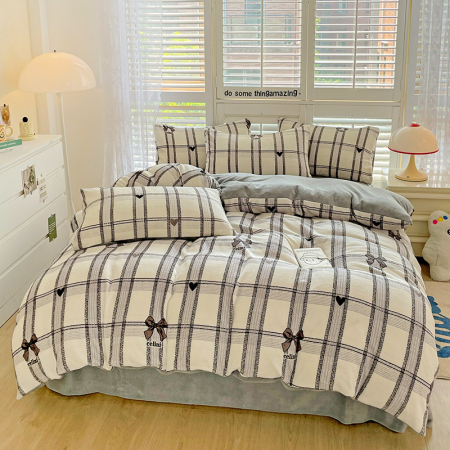 Lenjerie De Pat Cocolino 4 Piese Cu Cearceaf Pat Mare - Dungi Si Fundite [5]