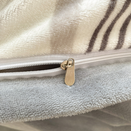 Lenjerie De Pat Cocolino 4 Piese Cu Cearceaf Pat Mare - Gri Cu Dungi Moderne [20]