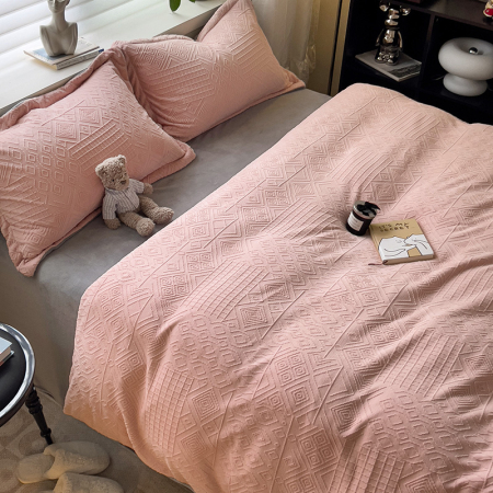 Lenjerie De Pat Cocolino 4 Piese Cu Cearceaf Pat Mare - Gri Si Roz In Relief [11]