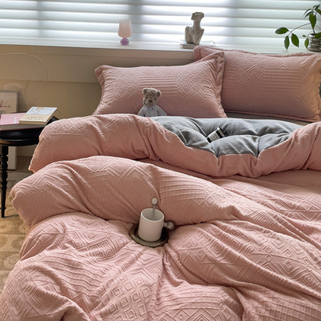 Lenjerie De Pat Cocolino 4 Piese Cu Cearceaf Pat Mare - Gri Si Roz In Relief [3]