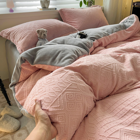 Lenjerie De Pat Cocolino 4 Piese Cu Cearceaf Pat Mare - Gri Si Roz In Relief [5]