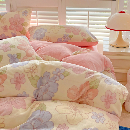 Lenjerie De Pat Cocolino 4 Piese Cu Cearceaf Pat Mare - Roz Cu Flori Pastel [10]