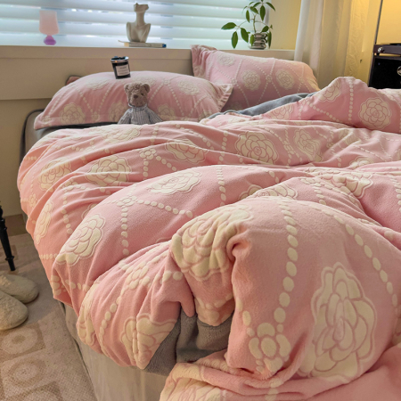 Lenjerie De Pat Cocolino 4 Piese Cu Cearceaf Pat Mare - Roz Cu Trandafiri Albi [7]