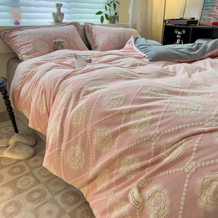 Lenjerie De Pat Cocolino 4 Piese Cu Cearceaf Pat Mare - Roz Cu Trandafiri Albi [21]