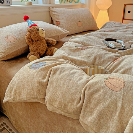 Lenjerie De Pat Cocolino 4 Piese Cu Elastic - Bej Cu Dovleci De Toamna [15]