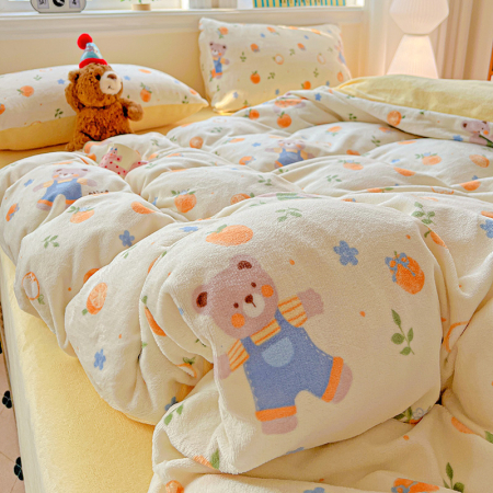 LENJERII DE PAT - Lenjerie De Pat Cocolino 4 Piese Cu Elastic - Galben Cu Ursuleti, Portocale Si Floricele