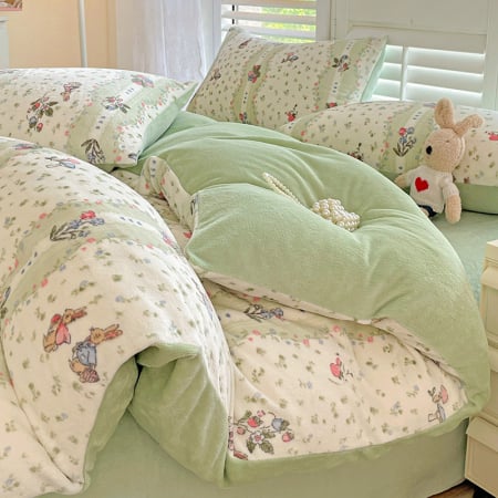 Lenjerie De Pat Cocolino 4 Piese Cu Elastic - Verde Cu Ciupercute Si Iepurasi [9]