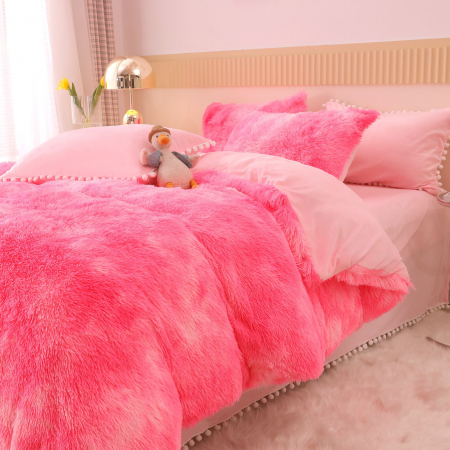 Lenjerie De Pat Pufoasa FLUFFY - Roz Neon Cu Ciucuri [3]