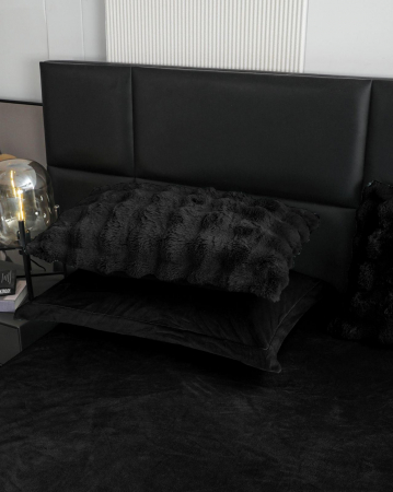 Lenjerie De Pat Pufoasa Blana Artificiala Rabbit - Iepure Luxury Edition - Negru [2]