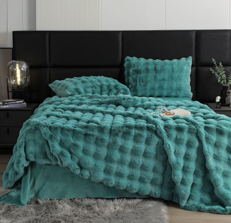 LENJERII DE PAT - Lenjerie De Pat Pufoasa Blana Artificiala Rabbit - Iepure Luxury Edition - Turquoise