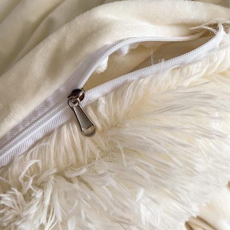 Lenjerie De Pat Pufoasa FLUFFY - Crem [1]