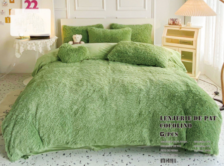LENJERII DE PAT - Lenjerie De Pat Pufoasa FLUFFY - Verde