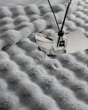 Lenjerie De Pat Pufoasa Blana Artificiala Rabbit - Iepure Luxury Edition - Gri [3]