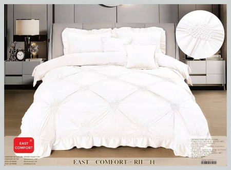 Cearceaf normal - Lenjerie Din Catifea Cu Inimioare Brodate Si Volanas - Alb