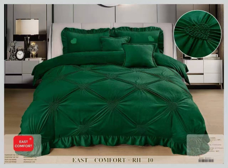 Cearceaf normal - Lenjerie Din Catifea Cu Inimioare Brodate Si Volanas - Verde Smarald