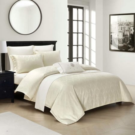 Lenjerii Satin Premium - Lenjerii De Pat Din Satin Premium Cu Model Cu Elastic - Crem Deschis