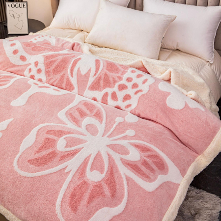 PĂTURI - Patura Cocolino Blanita Alba Cu Imprimeu Fluturi 3D - Roz