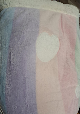 Patura Cocolino Cu Blanita Alba 200x230cm - Inimioare Curcubeu [2]