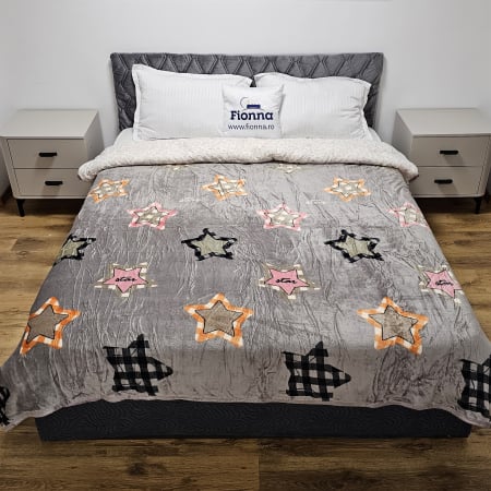 Patura Cocolino Grosime Medie 200x230cm - Gri Cu Stele Colorate [1]