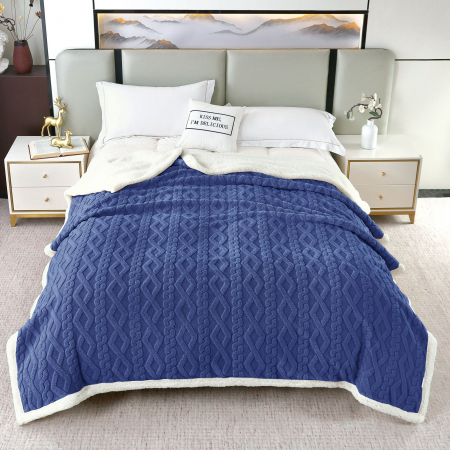 LICHIDARE DE STOC - Patura Cocolino Imprimeu Tip Tricotat Cu Blanita - Albastru