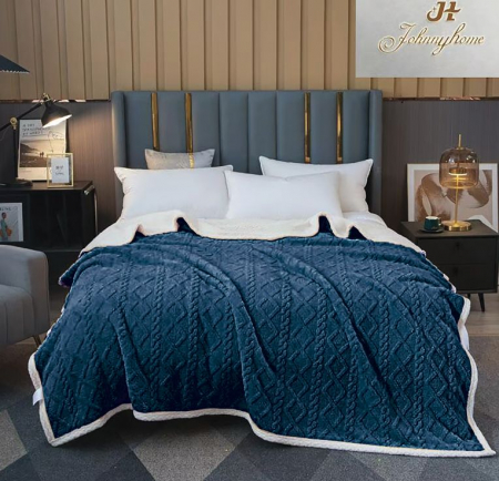 LICHIDARE DE STOC - Patura Cocolino Imprimeu Tip Tricotat Cu Blanita - Albastru Regal