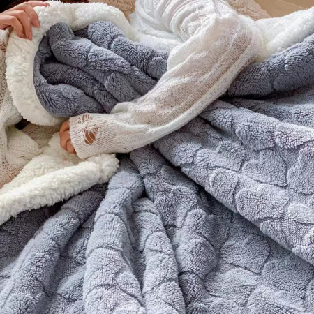 Patura Cocolino Imprimeu Tip Tricotat Cu Blanita - Gri Cu Inimioare [2]