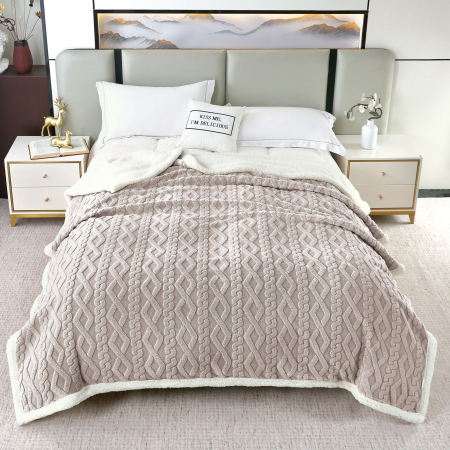 LICHIDARE DE STOC - Patura Cocolino Imprimeu Tip Tricotat Cu Blanita - Gri Deschis