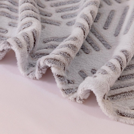 Patura Cocolino Pufoasa 200x230cm - Linii Zig Zag [3]