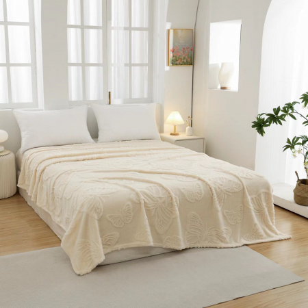 Patura Grosime Medie Fluturi Gofrati - Crem PĂTURI - Patura Grosime Medie Fluturi Gofrati - Crem