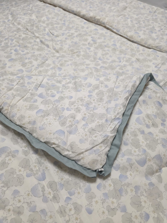 Pilote - Pilota cu Banda Decorativa 200x230cm - Bleu Pastel cu Flori