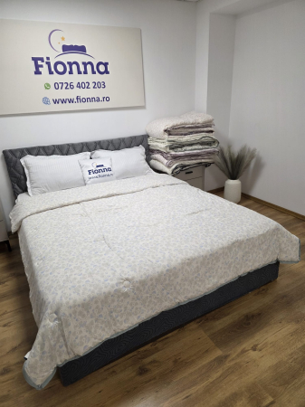 Pilota cu Banda Decorativa 200x230cm - Bleu Pastel cu Flori [2]