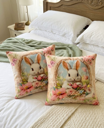 Pernuțe decorative - Set 2 Pernute Decorative 3D 45x45cm Din Catifea + Microfibra - Design Paste Iepurasul In Tablou