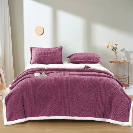 PĂTURI - Set Patura Cocolino cu Blanita si Fete de Perna Model in Relief - Mov